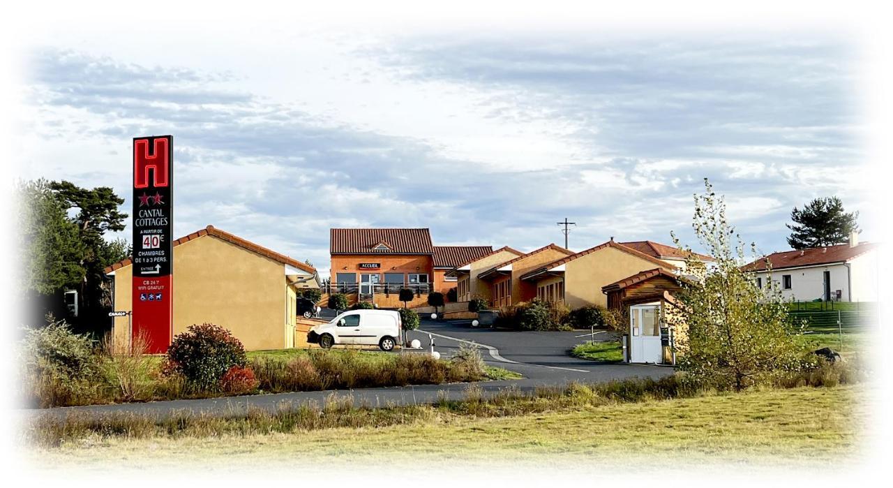 Hotel Cantal Cottages Saint-Georges  Exterior foto