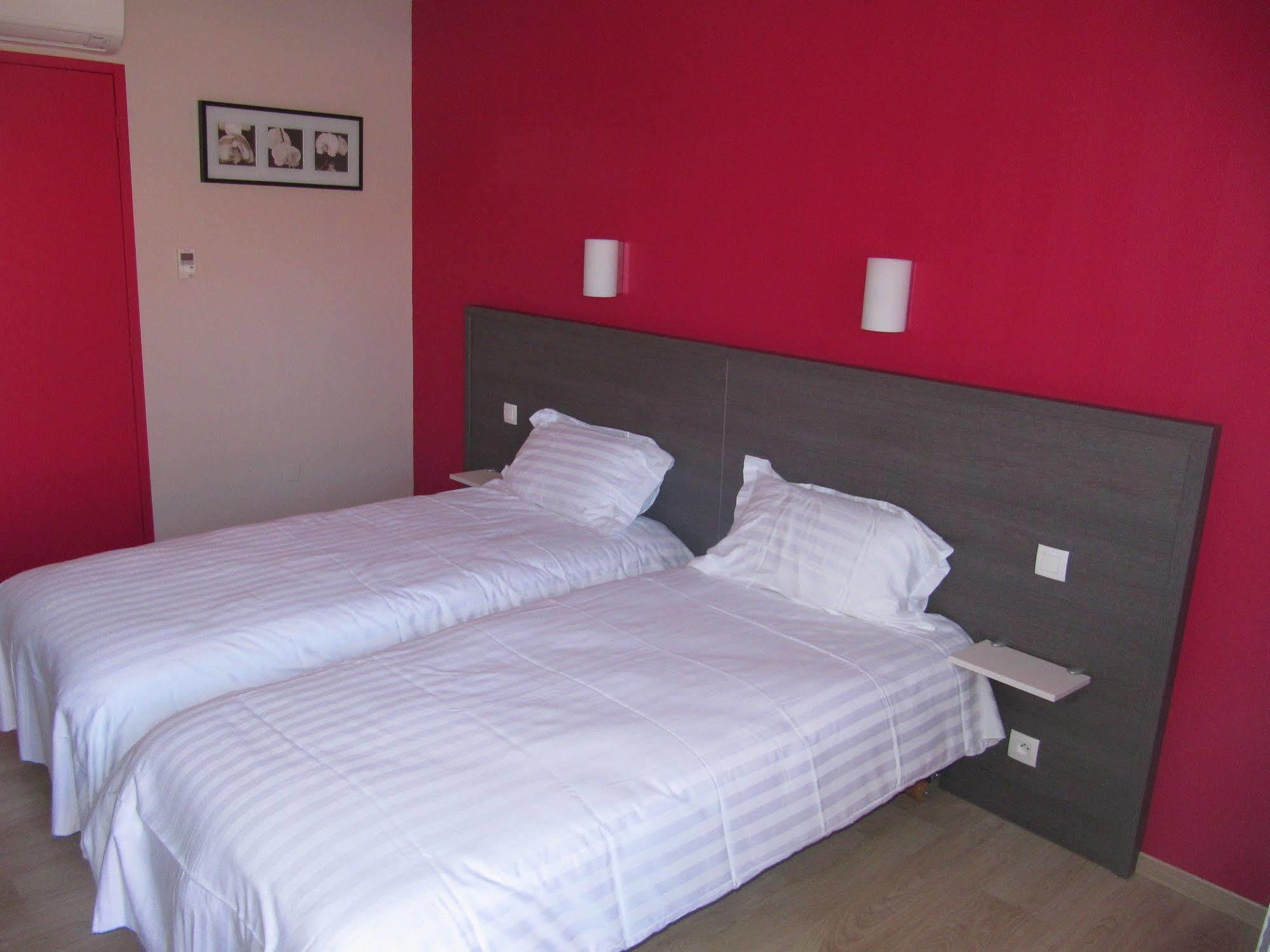 Hotel Cantal Cottages Saint-Georges  Exterior foto