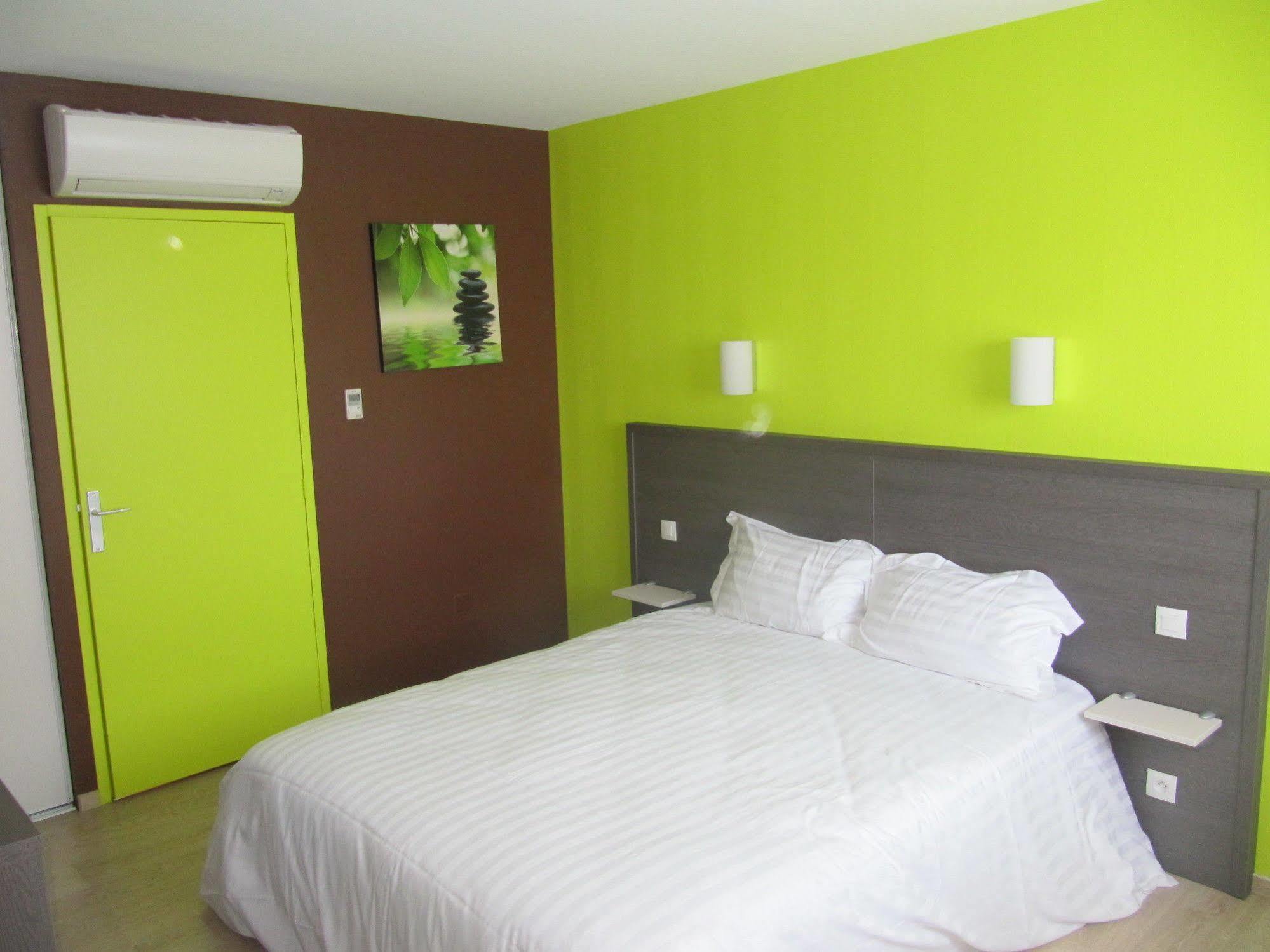 Hotel Cantal Cottages Saint-Georges  Exterior foto